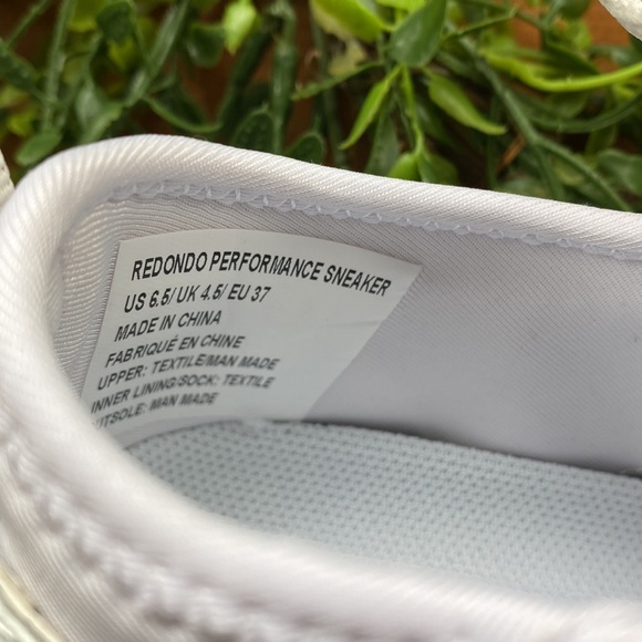 Fabletics Redondo Performance Sneaker White/Silver 6.5 - Picture 12 of 12